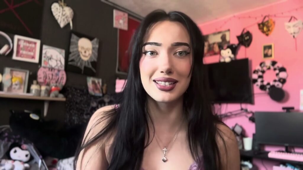 Ways you can grow your twitter account to make sales when selling feet pics
